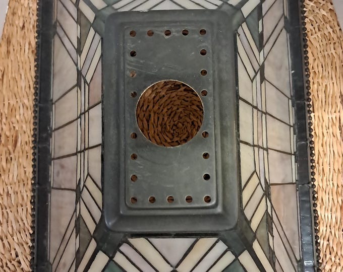 Fine  Tiffany Style. Lampshade