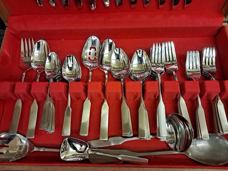 Oneida Paul Revere Flatware - Thumbnail 3