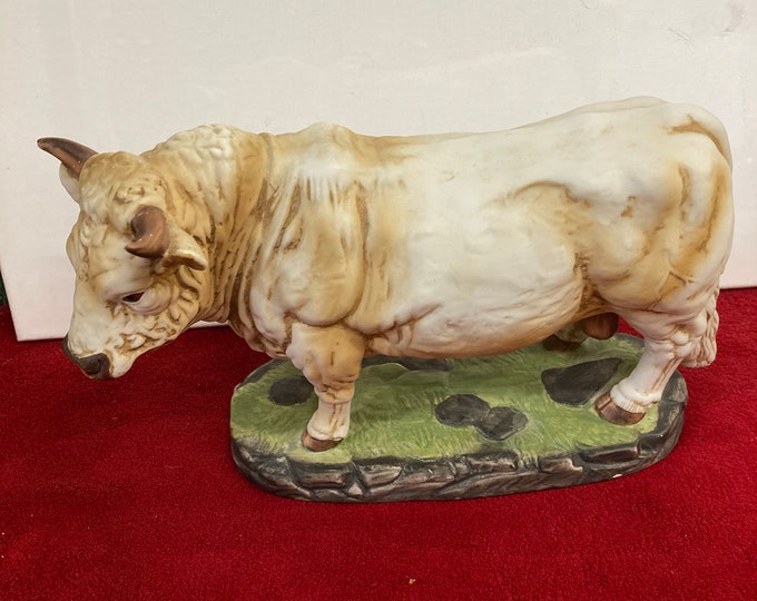 Vintage Arnart Royal Crown Bull J Byron Porcelain Figurine Statue Large.
