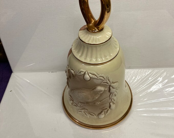 Jim Beam 1983 Executive Series Musical Bell Empty Decanter 12 Days of Christmas