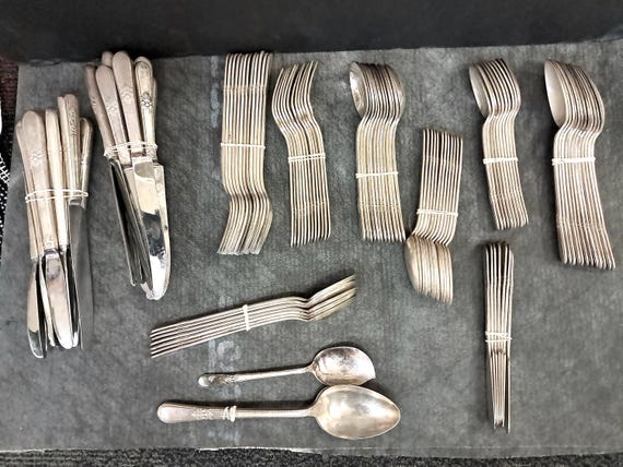 ロ*ー様 高級カトラリー ROGERS & BRO 65点セット 銀メッキ アン Antique 1847 Roger Bros I S Flatware 111 Pieces Set - Etsy