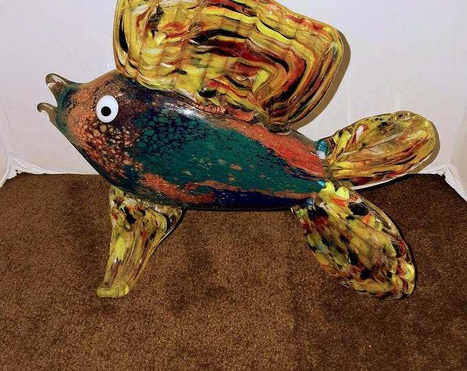 Large Murano Art Glass Fish Sculpture: Multicolor Confetti Fins
