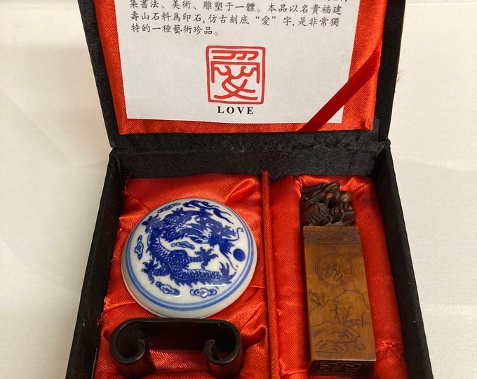 Chinese Carved  SHOU SHAN Soap Stone Dragon Seal Stamp Set "Love"