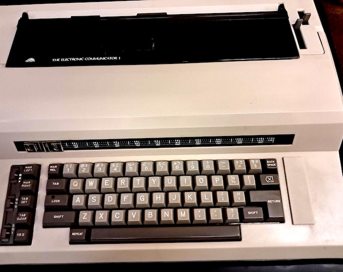 Sears Electronic Communicator 1 Typewriter with Case