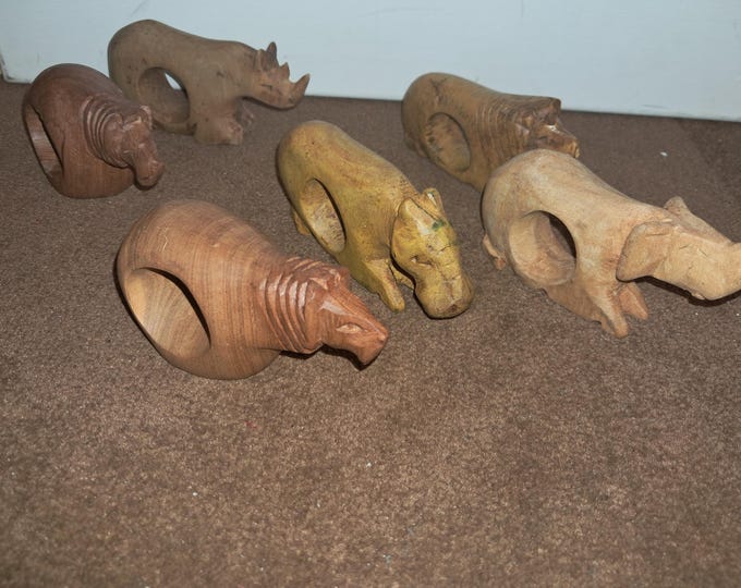 Vintage Napkin Rings Holders 4 Hand Carved Wood Safari Animals