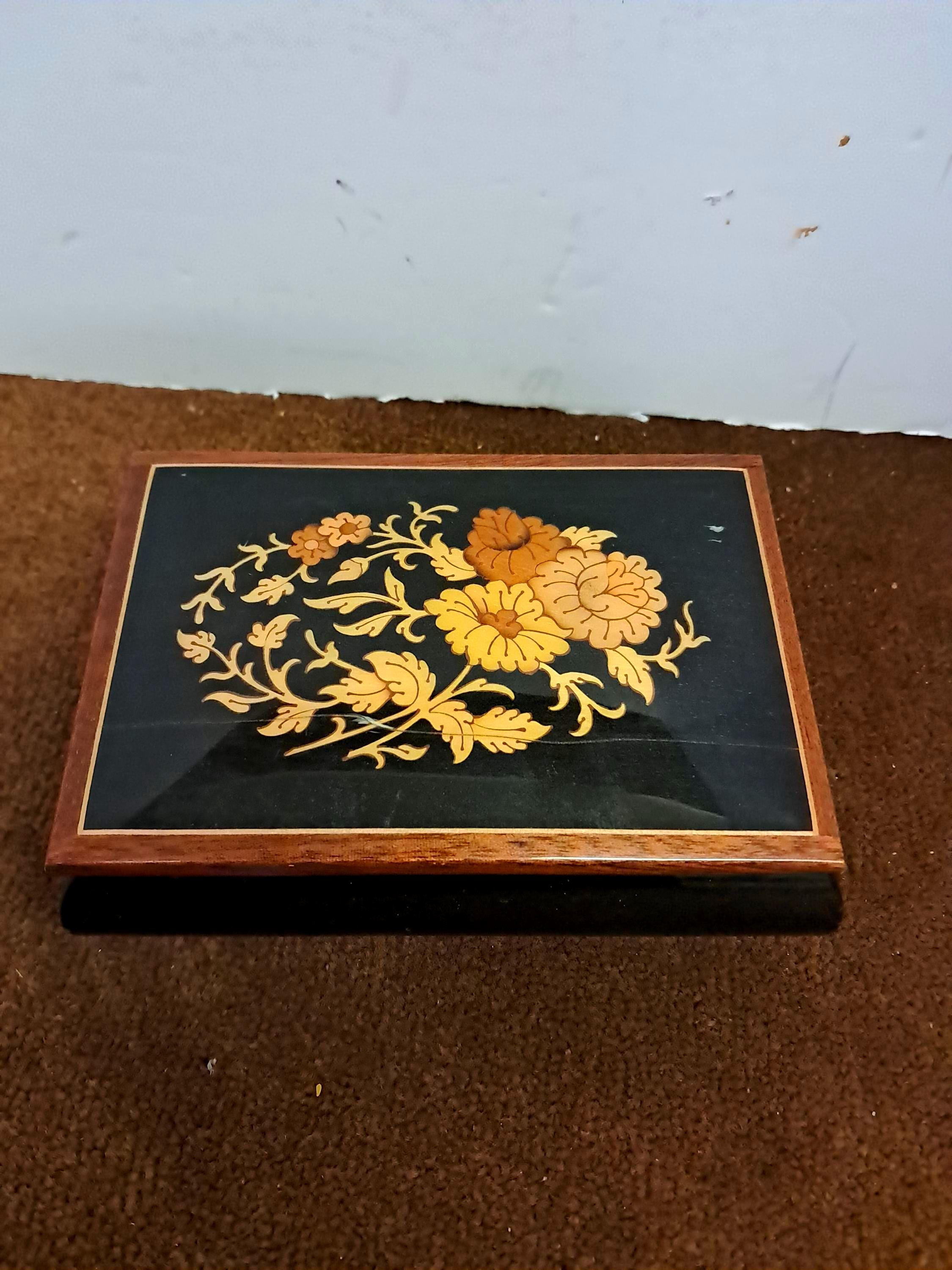 IZIAGALLERY - Etsy