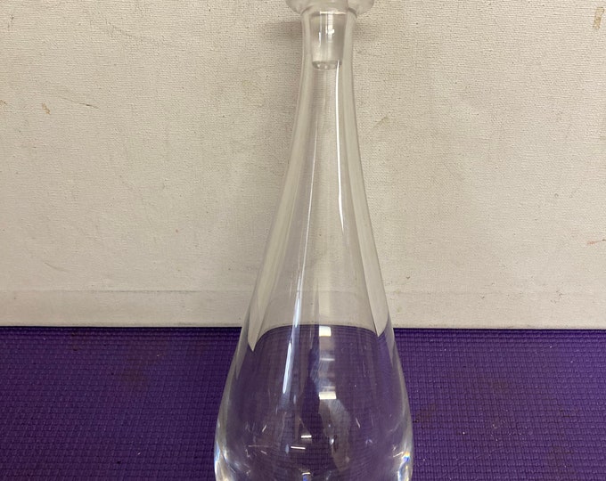 Orrefors Decanter, circa 1972, of Elegant Tear Drop, Signed  and Numbered