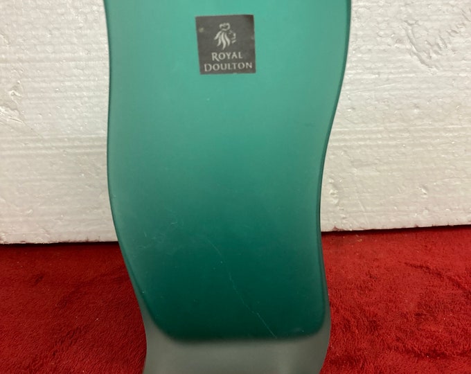 Royal Doulton Art Glass 8 in. Curved Light Sapphire  Studio Vase Original Sticker