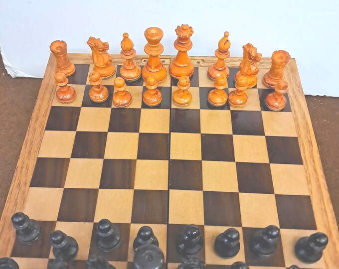 Foldable  Chess Board  Box