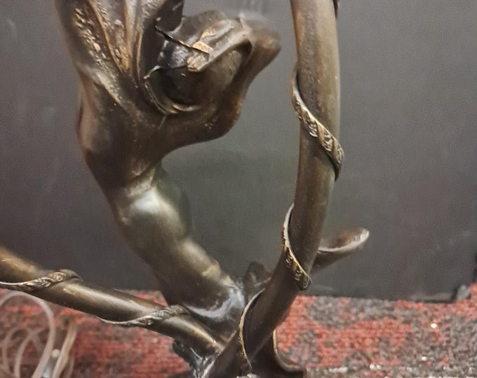 Vintage 2 Tiers  Table Lamp