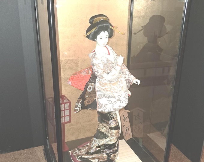2 Kyugetsu Japanese Geisha Porcelain Doll 18 inches