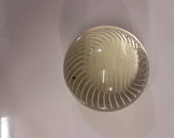 Vintage Clear Art Glass Controlled Bubble Paperweight