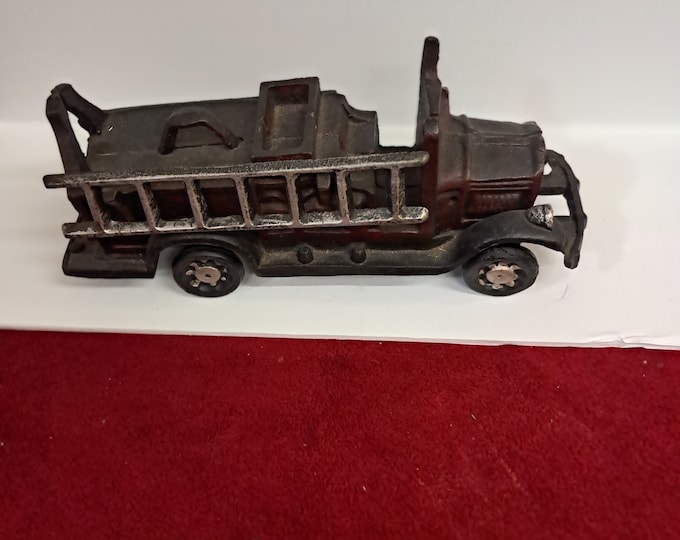 Vintage Cast Iron Fire Truck Reproduction Removable Ladder 10 " L ,Heavy