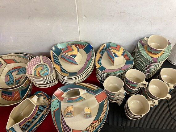 68 Pcs Vintage Rosenthal by Dorothy Hafner - Dinnerware Set ,flash