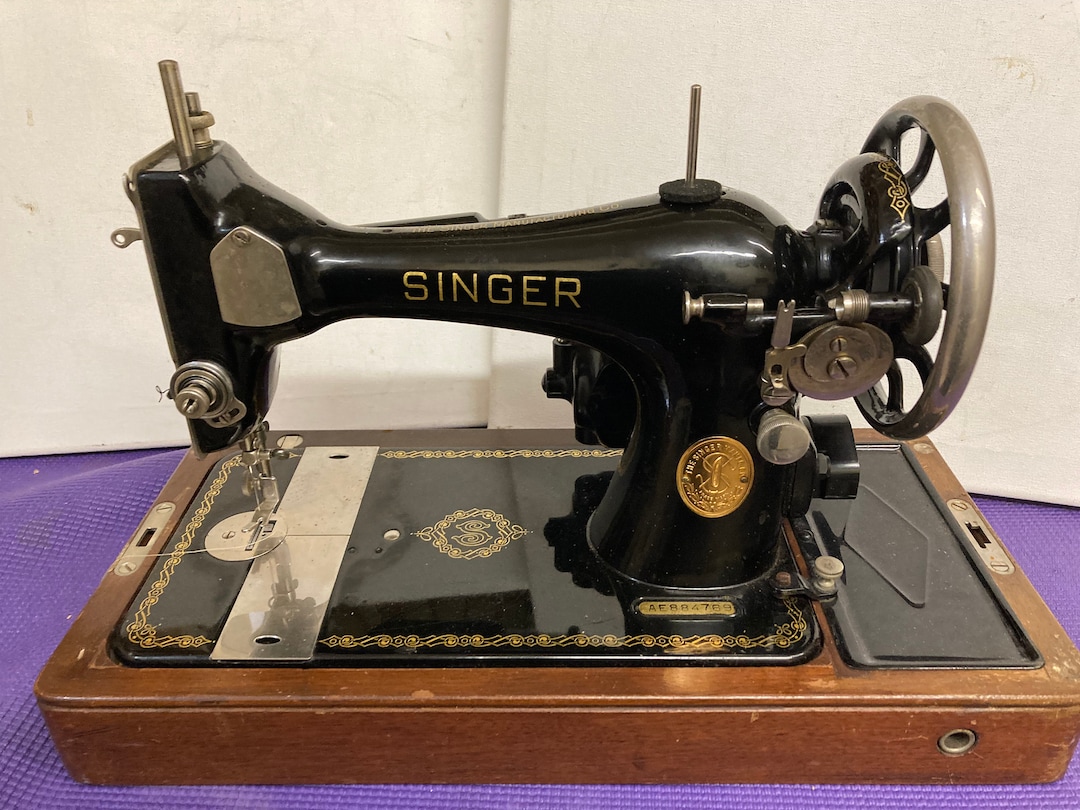 The secret of Singer needles – Vintage Sewing Machines