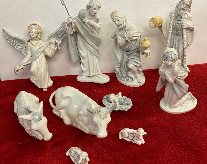 Vintage Rare  10 Pcs Porcelain Nativity ,Made In Italy