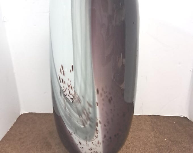 Novia 11" Flower Vase by Lenox