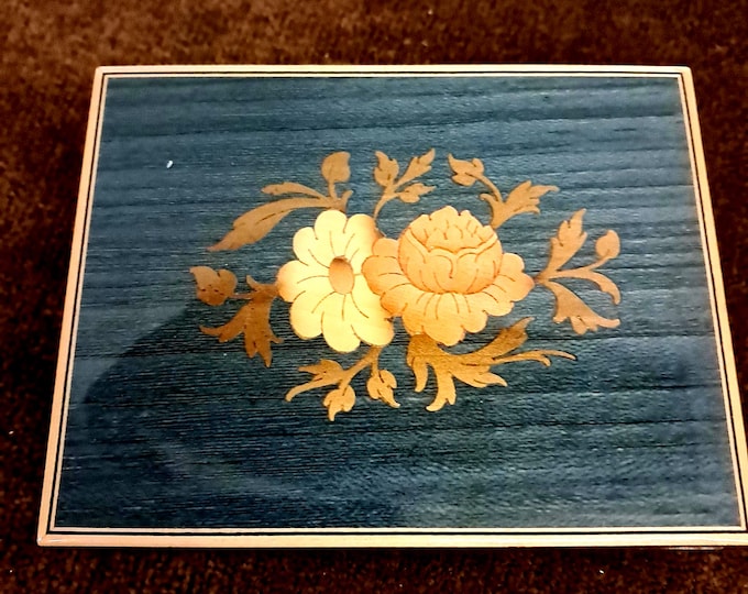 Italian Sorrento Inlaid  wood   Lacquered Music /Jewelry  Box