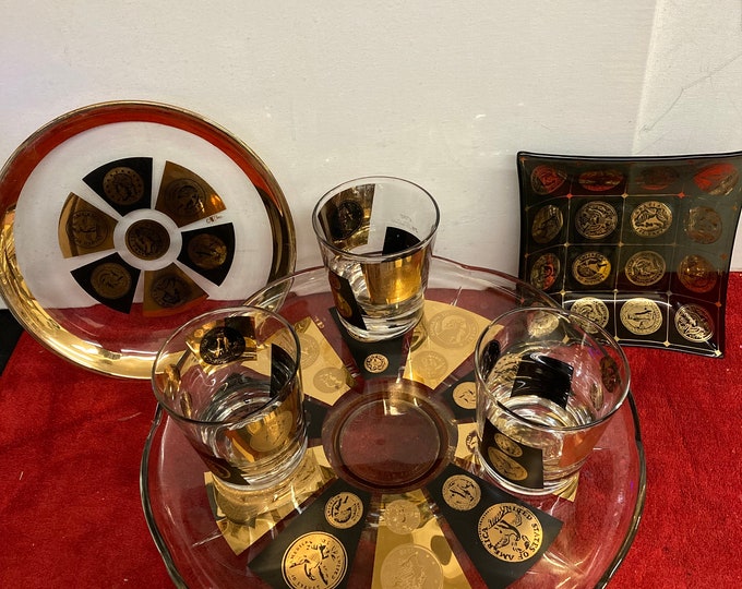 Midcentury vintage Set of 6 pieces   Plates &Rocks Glasses 1960s gold printed presidential coins.