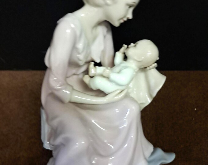 Valencia Mother & Baby Porcelain Figurine