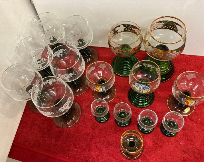 Vintage Roemer Wine Glass Set | Gold Detail, Green Stem | Made in Germany
