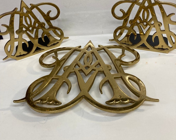 Williamsburg  1977 Brass Bookends and  1950  Queen Ann  Brass Trivet