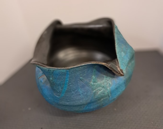 Handmade  Twisted  Pottery Cobalt & Black Vase /Bowl