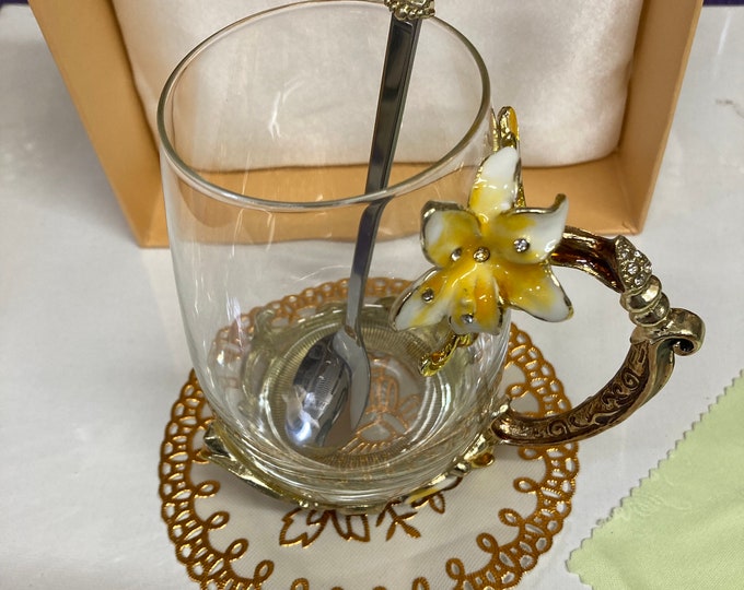 Luxury Classical Enamel Cup.