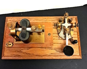Vintage Telegraph Key Morse Code Instrument – Brass and Wood Desk Decor