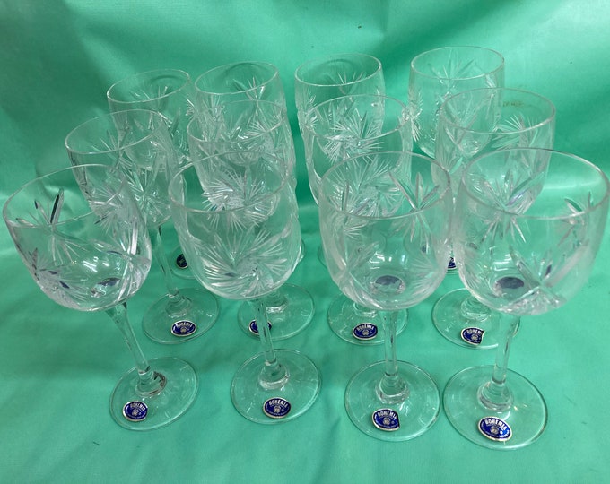 Twelve Vintage Bohemia 24 % Lead Crystal Wine Glasses