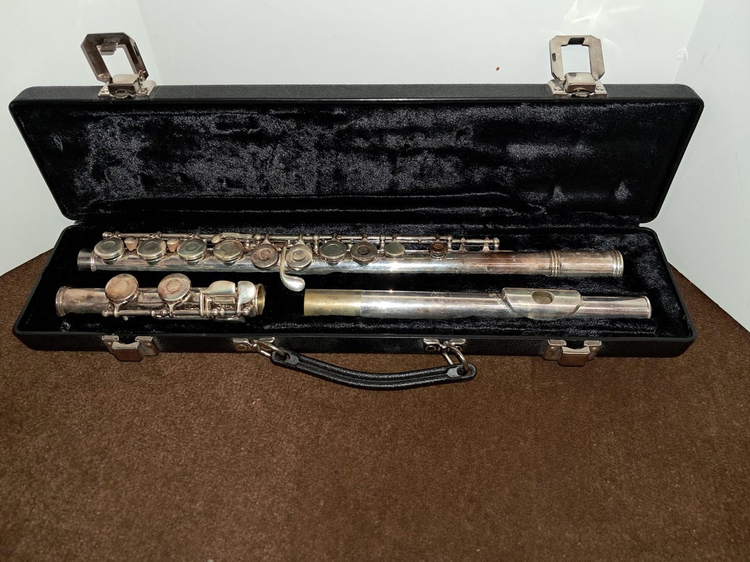 Gemeinhardt 2SP Silver Plated Flute With Case Etsy Gemeinhardt 2SP Silver Plated Flute With Case Etsy