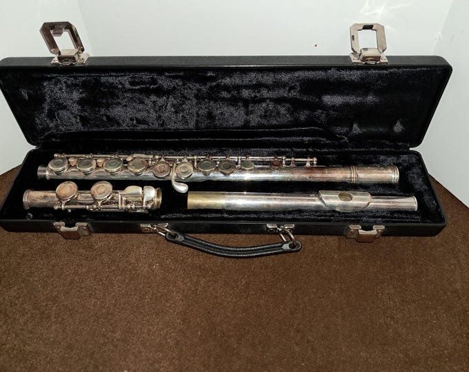 Gemeinhardt 2SP Silver Plated Flute with Case