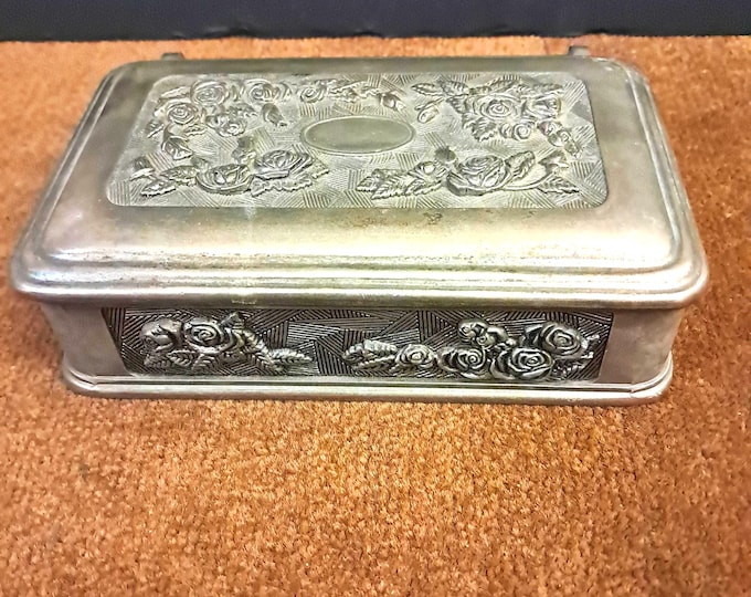 Vintage Art Deco Lidded Polished Silver Metal Trinket Box with Velvet Lining