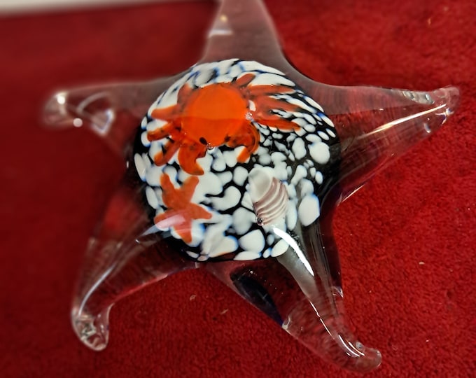 Art Glass Starfish Paperweight Figurine.