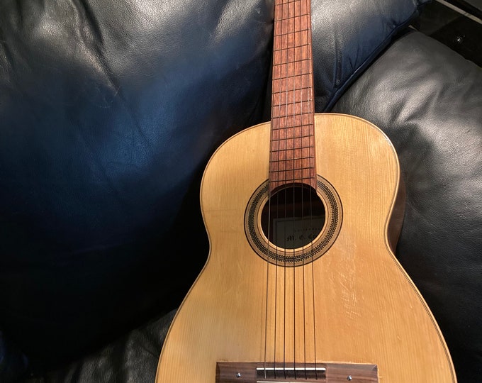 M.G. CONTRERAS Classic 1960's Guitar