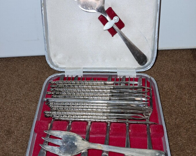 Vintage Silver Plated Cake Fork Set: Art Deco Party Server, England Case