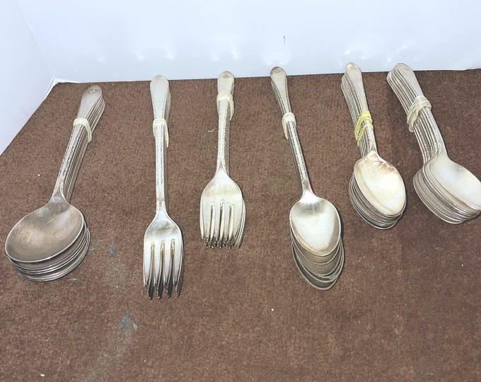 48 Pieces Exquisite by Wm Rogers & Son IS 1940 ,