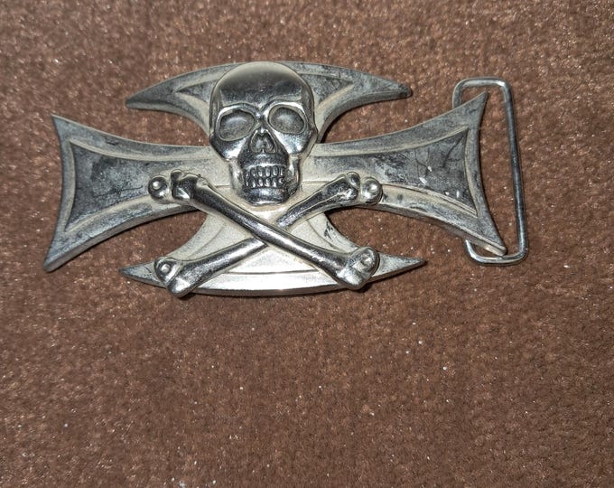 Pirates of Burning Sea Metal Belt Buckle With Mini Treasure