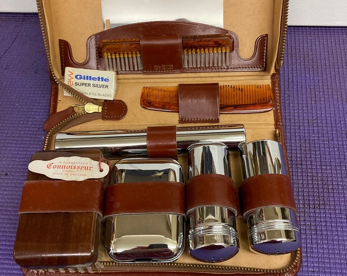 Vintage Connoisseur Man's Grooming  Kit, England