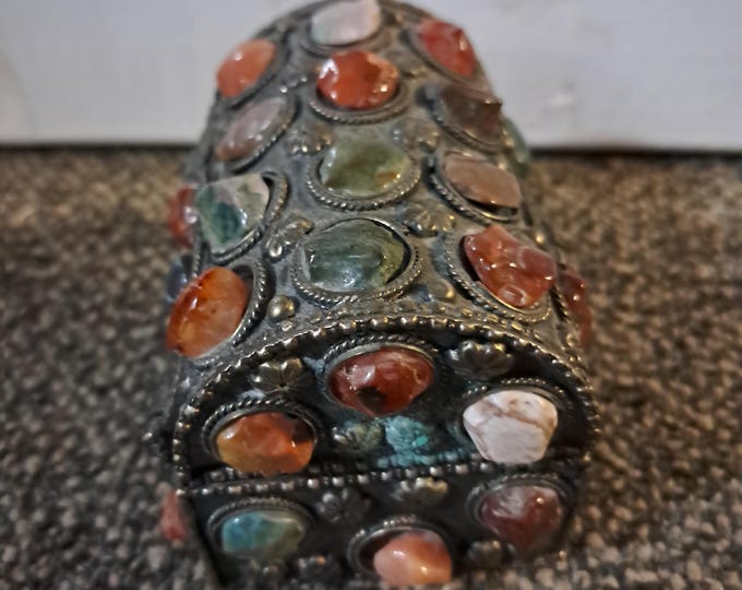 Old Chinese Handmade  Semi Precious  Stones  Silver  Metal  Trinket  Box
