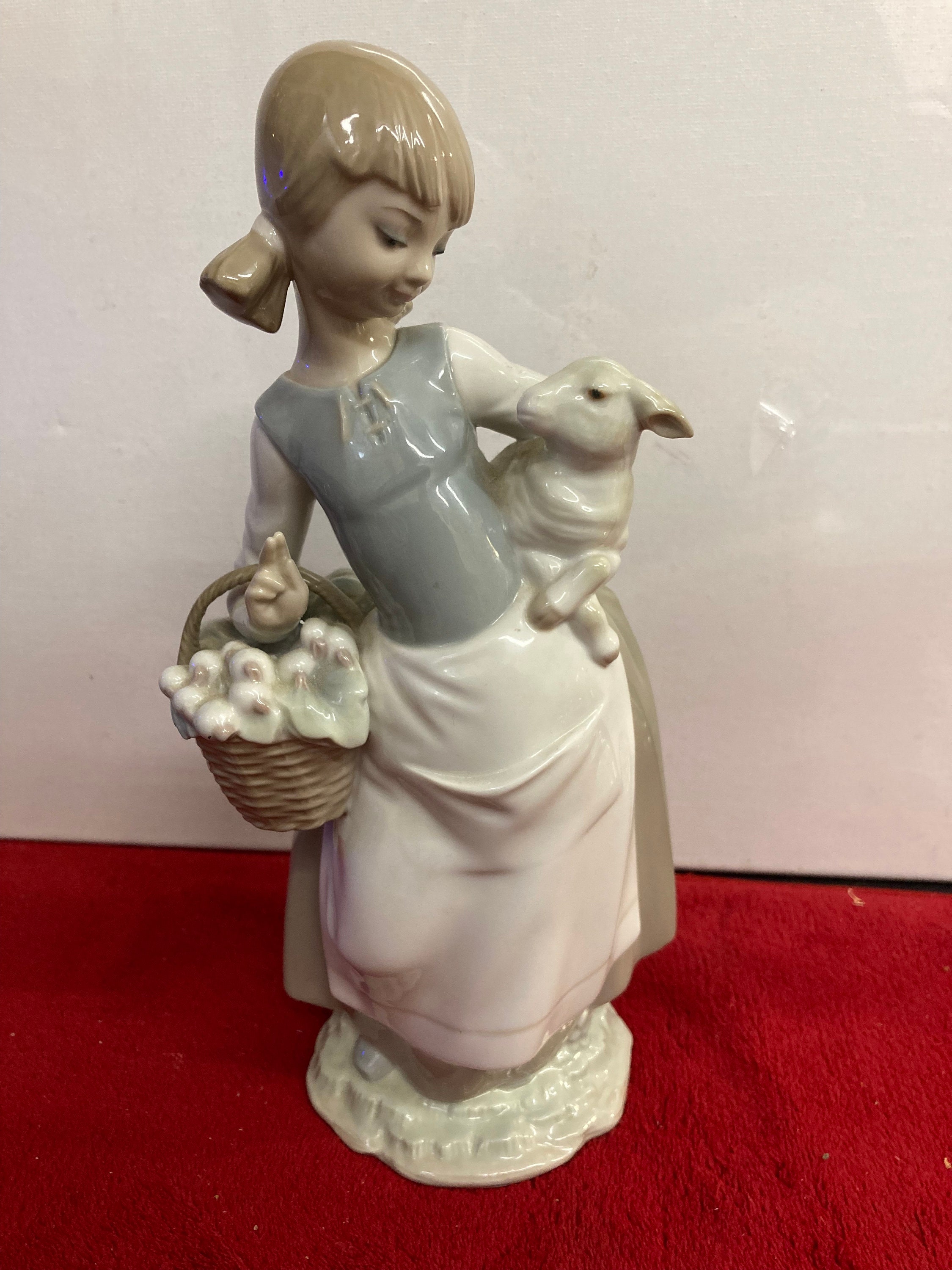 Vintage Lladro Girl With Lamb Porcelain Figurine - Etsy