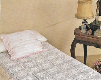 Magnolia Bedspread Crochet Pattern Retro Style Bed Cover