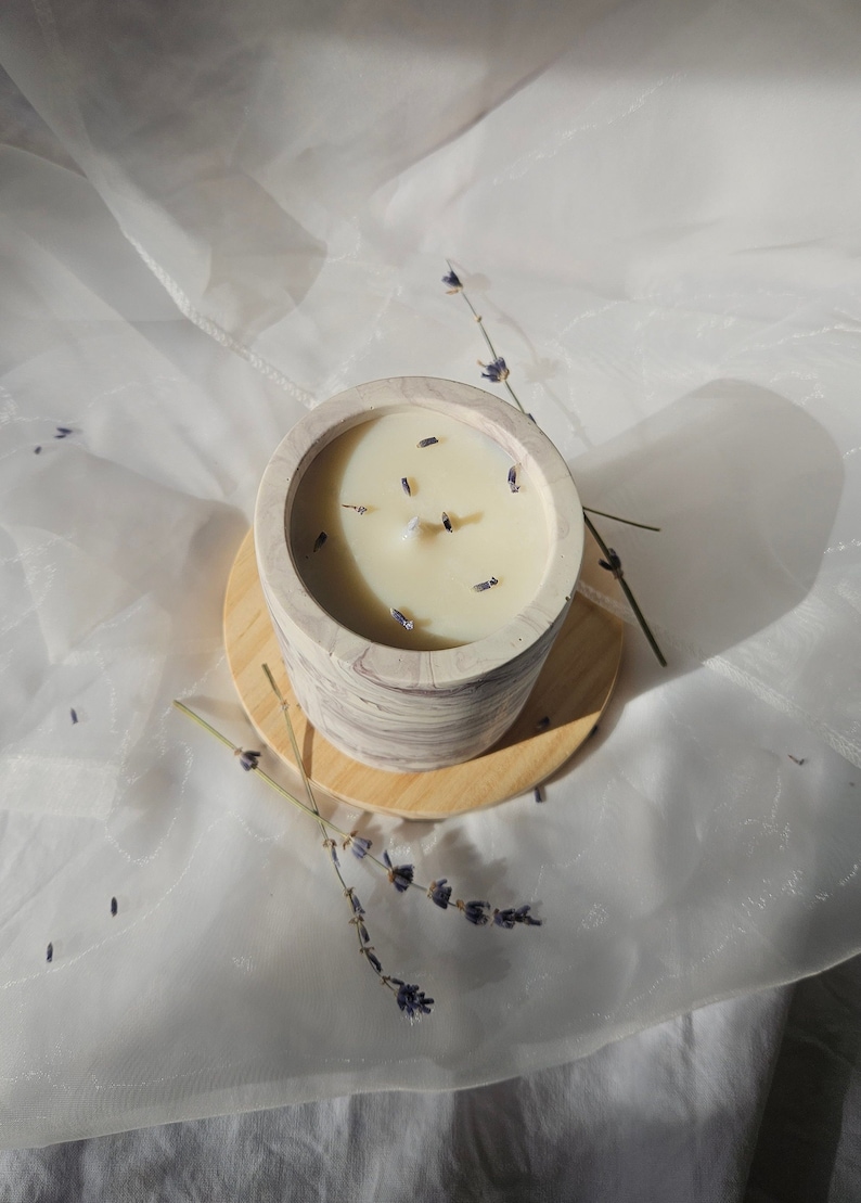 LAVENDER CANDLE 230g image 5