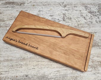 Wooden sourdough bread knife with cutting board Handmade baguettes bow knife Natural Rustic hardwood serrated knife