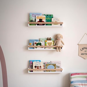 Nursery Bookshelf - Maple Kids Floating Shelves for Playroom, Wooden Wall Storage for Kids Room Decor, Gift Ideas for Toddlers & Kids