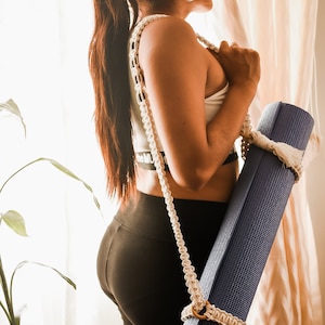 Macrame mat strap | Yoga mat strap | Mat holder | Towel strap | Handmade yoga strap | Yoga lover gifts | Yoga mat carrier | Yoga essentials