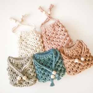 Macrame pouch | Earphone case | Essential makeup bag | Small toiletry bag | Boho mini pouch | Sanitary pad pouch | Holiday Gifts for her