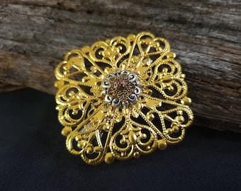Ornate Filigree Hair Clip - Vintage Inspired Floral Barrette, Elegant Statement Hair Accessory, Handmade Decorative Hairpiece, Gold Tone
