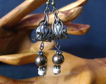 Victorian steampunk art nouveau handmade unique earrings gold silver marble