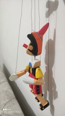 イタリア製 可動式 ビンテージピノキオ人形が入荷しました